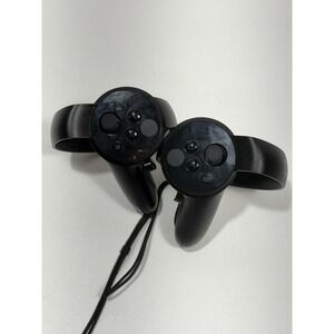 Pair Oculus‎ TO-A Handset Pair TO-L and TO-R Wireless Touch Controllers for Rift
